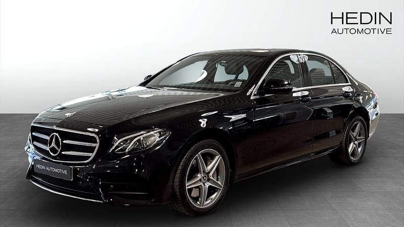 Svart Begagnad 2019 Mercedes E300 AMG line Sedan | 349 900 kr (Marknadspris) - Bild 1/4