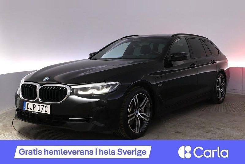 Svart Begagnad 2023 BMW 530 Comfort Edition Kombi | 391 990 kr - Bild 1/2