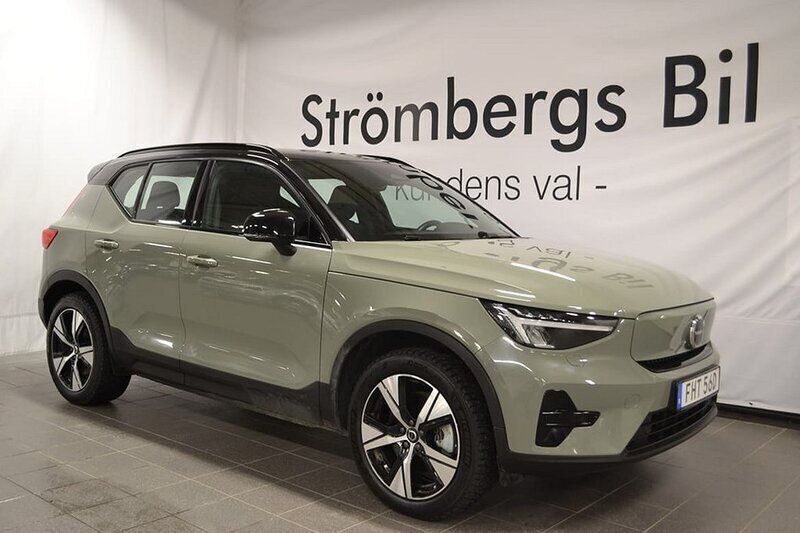 Grön Begagnad 2022 Volvo XC40 Single Motor SUV | 459 000 kr - Bild 1/4