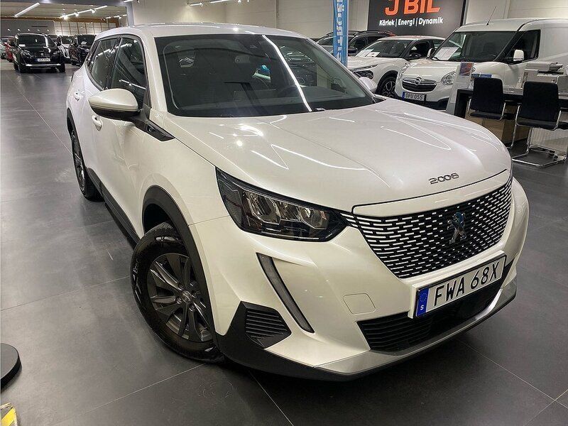 Vit Begagnad 2021 Peugeot e-2008 Active SUV | 194 900 kr (Marknadspris) - Bild 1/4