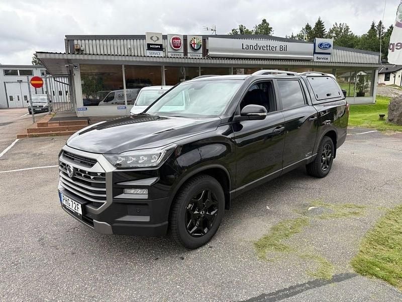 Space black Begagnad 2024 Ssangyong (KGM) Musso Pickup | 680 363 kr - Bild 1/4