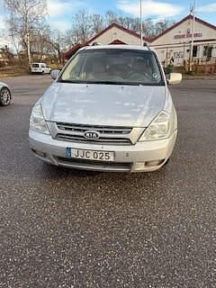 Begagnad 2008 Kia Carnival Minibuss | 36 500 kr - Bild 1/3