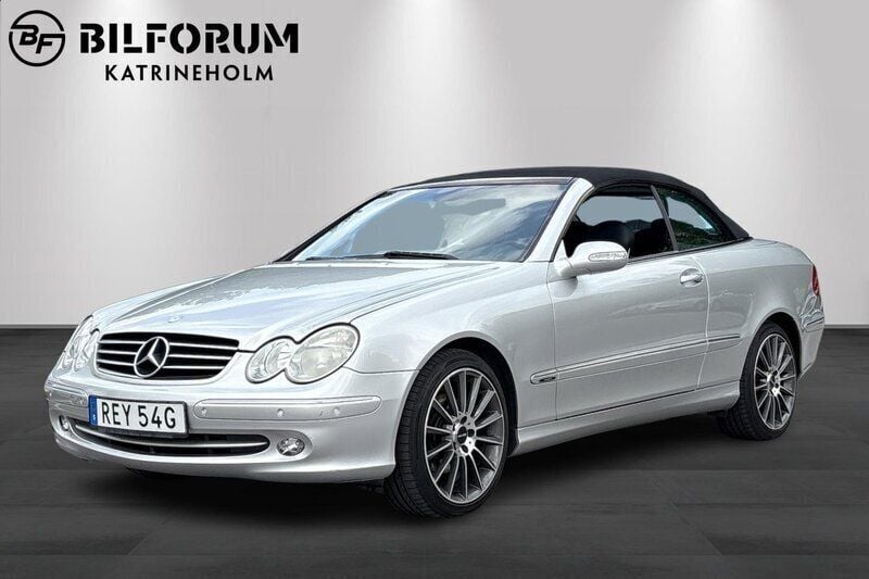 Silver Begagnad 2005 Mercedes CLK200 Cab | 89 900 kr (Superpris) - Bild 1/4