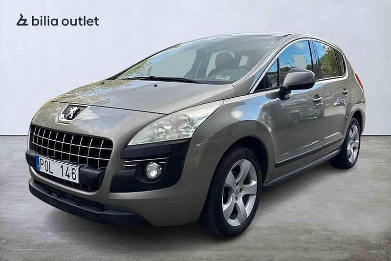 Ljusgrå Begagnad 2011 Peugeot 3008 Kombi | 59 900 kr (Marknadspris) - Bild 1/1