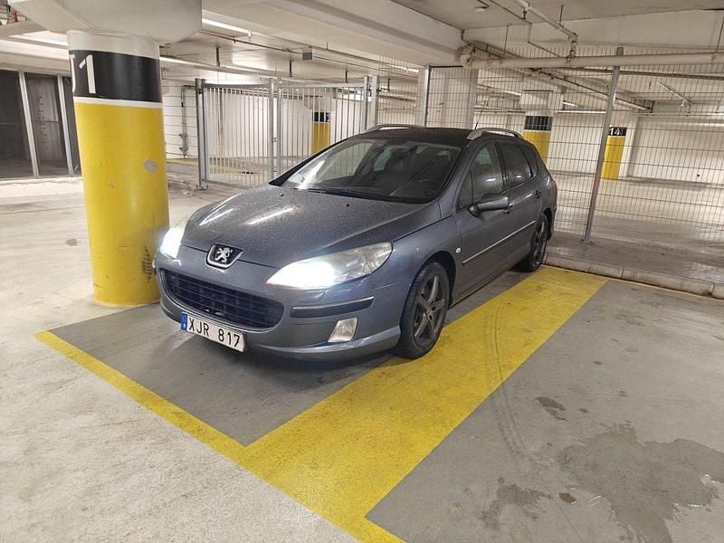 Grå Begagnad 2006 Peugeot 407 Kombi | 28 000 kr (Marknadspris) - Bild 1/4
