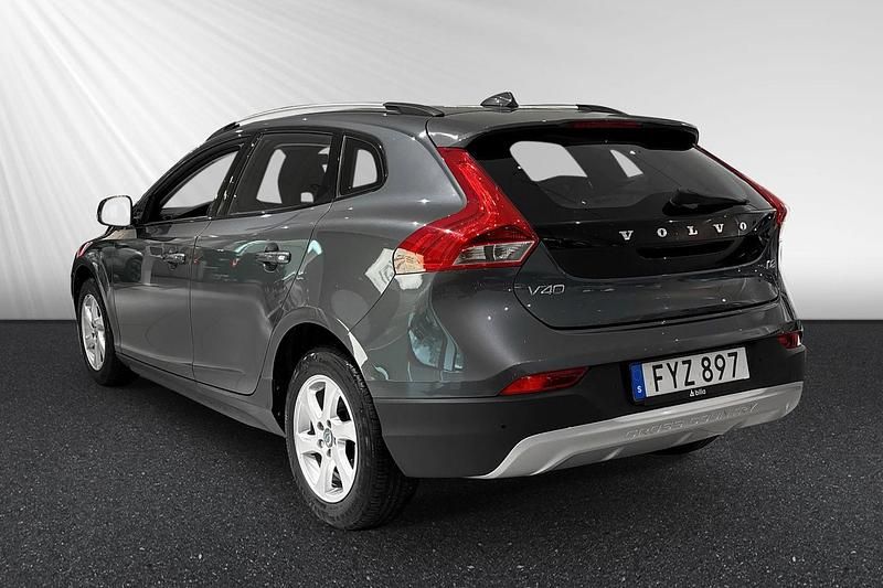 Begagnad Volvo V40 Business Edition 115 HK (84 kW) 2014 Grå Halvkombi