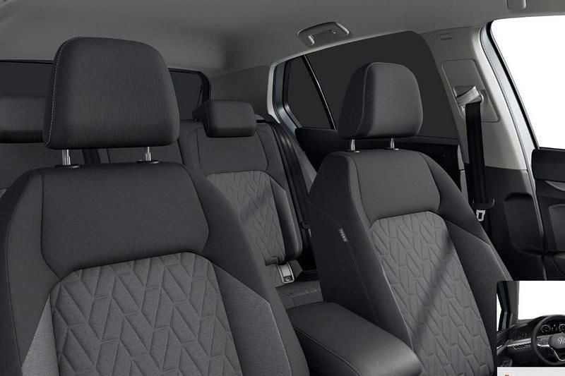 Ny VW Golf VIII Edition 150 HK (110 kW) 2025 Halvkombi