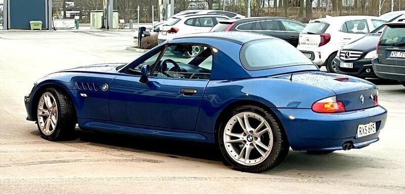 Blå Begagnad 2000 BMW Z3 Cab | 129 000 kr (Lite dyr) - Bild 1/4