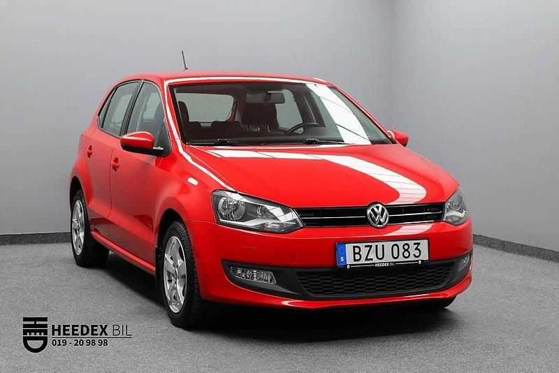 Begagnad VW Polo 86 HK (63 kW) 2013 Flash red Halvkombi