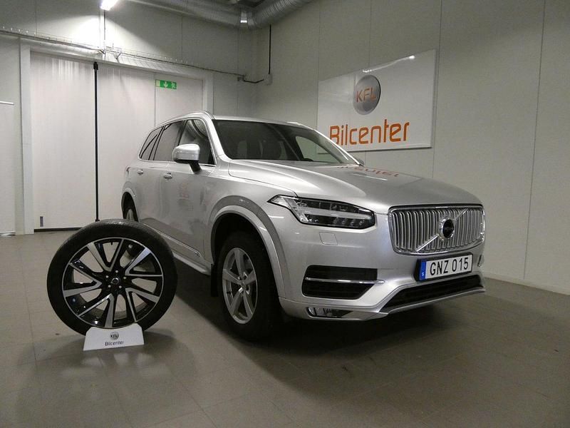 Silver Begagnad 2018 Volvo XC90 Inscription SUV | 399 900 kr (Marknadspris) - Bild 1/3