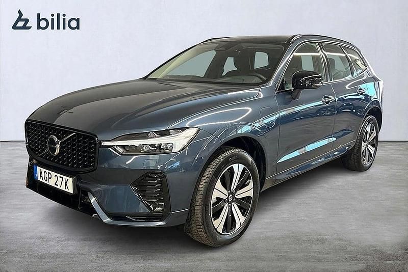 Begagnad Volvo XC60 Plus 355 HK (261 kW) 2025 Blå SUV
