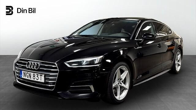 Svart Begagnad 2019 Audi A5 Sportback Sport Halvkombi | 284 000 kr (Marknadspris) - Bild 1/4