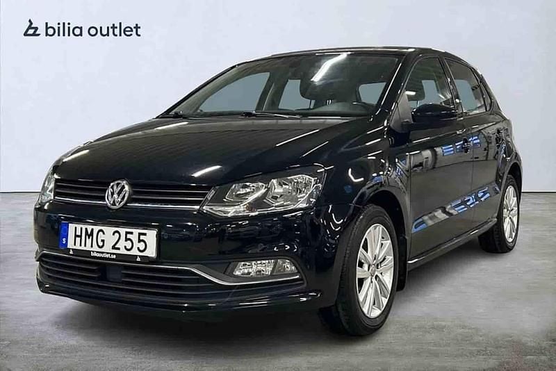 Begagnad VW Polo 2017 Svart Halvkombi