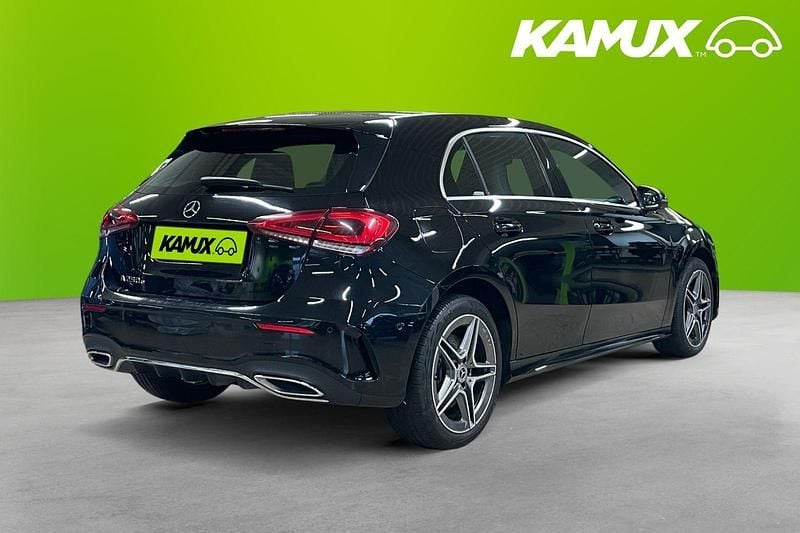 Begagnad Mercedes A250 2023 Svart