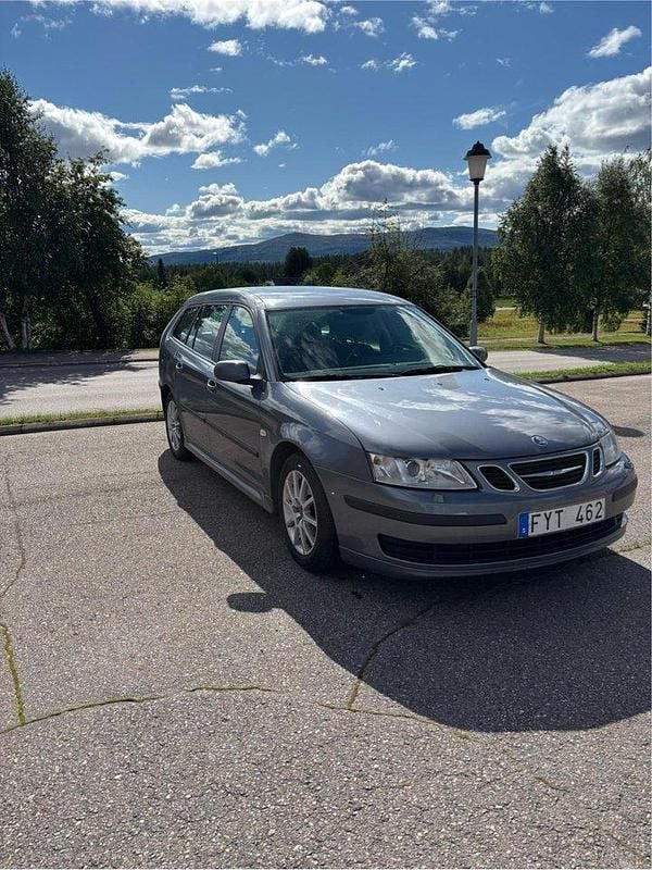 Grå Begagnad 2007 Saab 9-3 Linear Kombi | 28 000 kr (Bra pris) - Bild 1/3