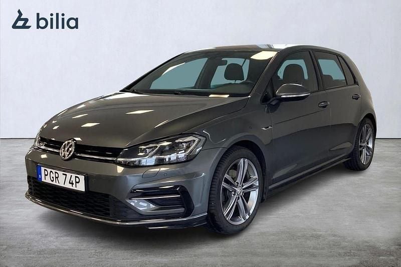 Mörkgrå (grå) Begagnad 2020 VW Golf VII GT Halvkombi | 219 900 kr (Marknadspris) - Bild 1/3