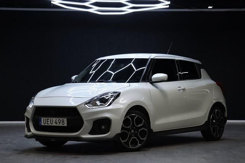 Begagnad Suzuki Swift Sport 140 HK (102 kW) 2018 Vit Halvkombi
