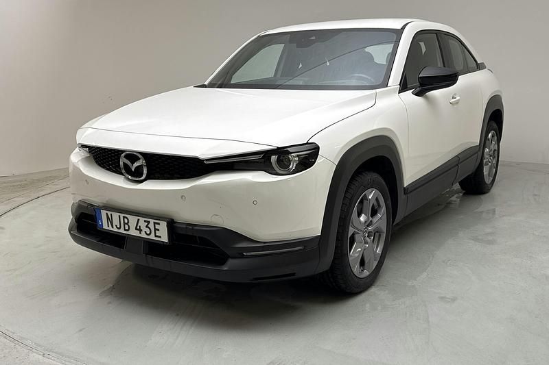 Vit Begagnad 2022 Mazda MX30 SUV | 155 000 kr - Bild 1/4