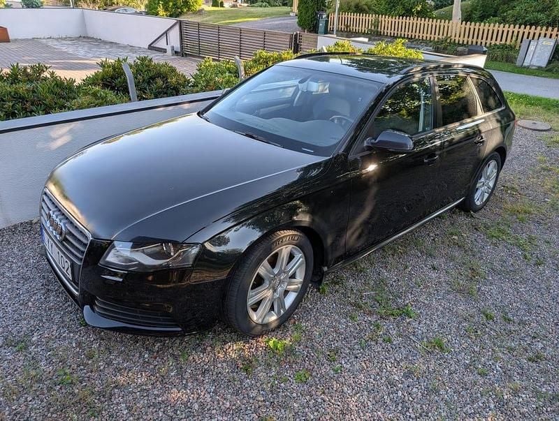 Begagnad 2012 Audi A4 Kombi | 112 000 kr (Lite dyr) - Bild 1/4