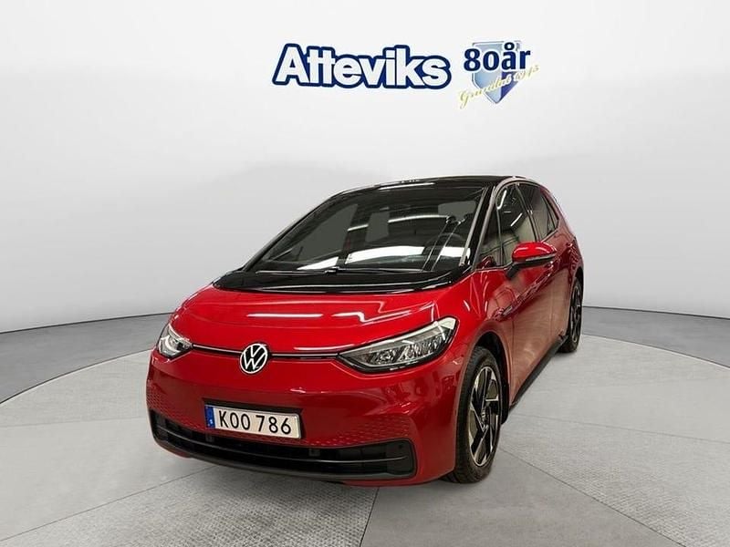 Begagnad VW ID.3 Pro Performance 152 kW (207 HK) 2023 Mörkröd Halvkombi