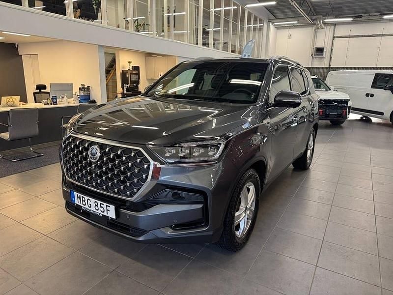 Begagnad Ssangyong (KGM) Rexton 203 HK (149 kW) 2024 Grå SUV
