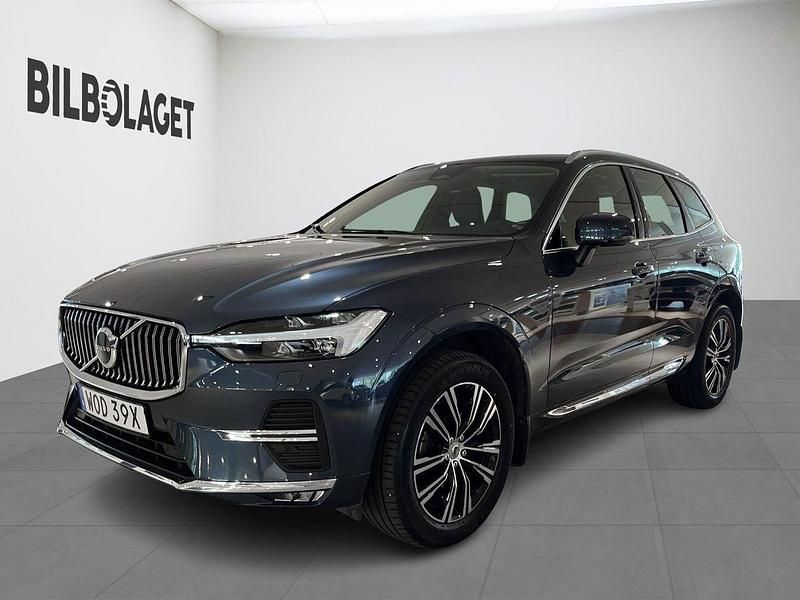 Mörkblå (blå) Begagnad 2022 Volvo XC60 Inscription SUV | 429 800 kr (Bra pris) - Bild 1/4