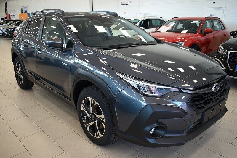 Begagnad Subaru Crosstrek 136 HK (100 kW) 2024 Grå SUV