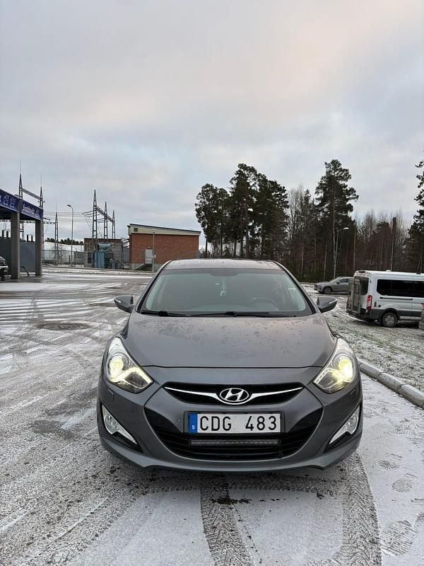 Begagnad Hyundai i40 136 HK (100 kW) 2012