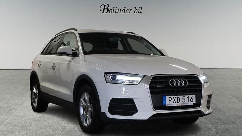 Vit Begagnad 2015 Audi Q3 SUV | 169 800 kr (Marknadspris) - Bild 1/4