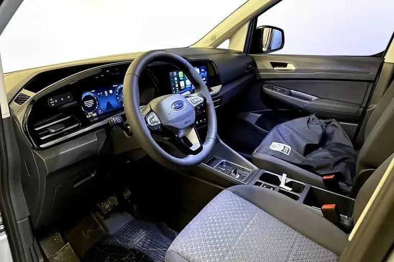 Ny Ford Transit Connect 2026 Vit Minibuss