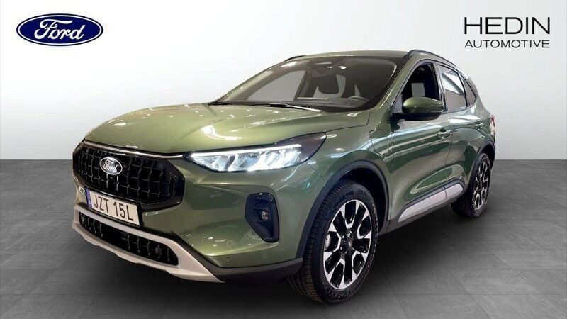 Grön (green) Begagnad 2025 Ford Kuga Active SUV | 399 900 kr (Bra pris) - Bild 1/4