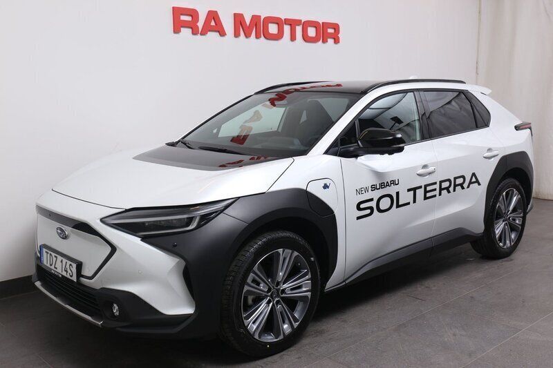 Ny 2024 Subaru Solterra SUV | 539 800 kr (Marknadspris) - Bild 1/4