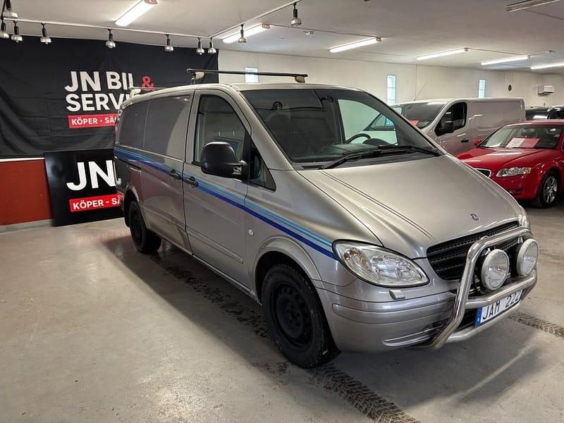 Begagnad Mercedes Vito 150 HK (110 kW) 2009 Silver