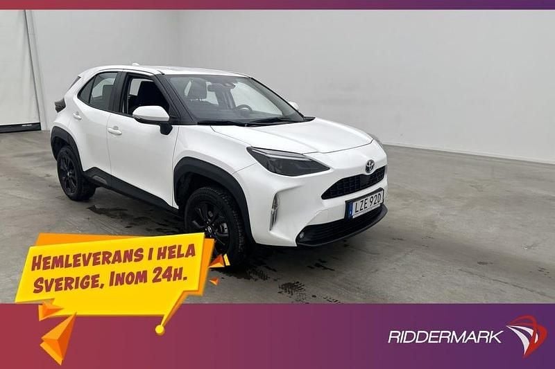 Vit Begagnad 2021 Toyota Yaris Hybrid Active SUV | 258 700 kr (Marknadspris) - Bild 1/3