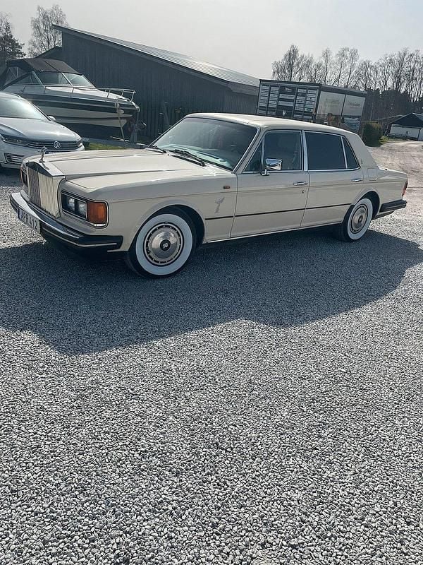 Begagnad 1991 Rolls Royce Silver Spur Sedan | 230 000 kr - Bild 1/4
