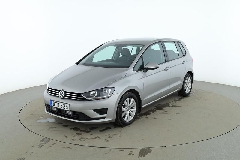Begagnad VW Golf VII 112 HK (82 kW) 2015 Silver Halvkombi