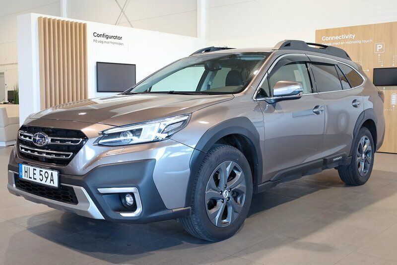 Ljusbrun Begagnad 2021 Subaru Outback SUV | 299 800 kr - Bild 1/3