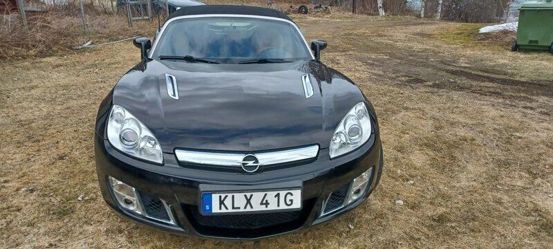 Svart Begagnad 2008 Opel GT Cab | 135 000 kr - Bild 1/4