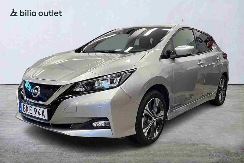 Silver Begagnad 2021 Nissan Leaf Halvkombi | 169 900 kr - Bild 1/1