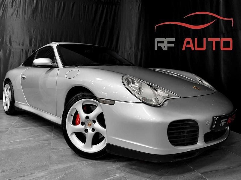 Silver Begagnad 2003 Porsche 911 Carrera 4S Sportkupé | 369 900 kr - Bild 1/4
