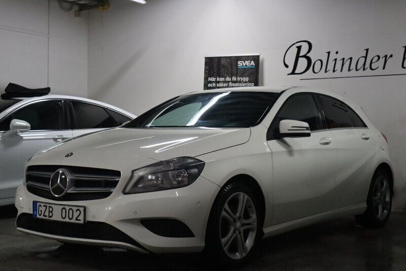 Begagnad Mercedes A180 123 HK (90 kW) 2013 Vit Halvkombi
