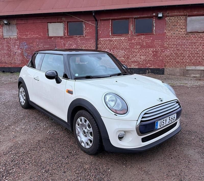 Begagnad 2015 Mini Cooper Halvkombi | 105 000 kr (Superpris) - Bild 1/4