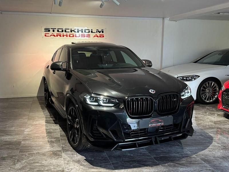 Svart Begagnad 2023 BMW X4 M Sport SUV | 629 900 kr - Bild 1/4