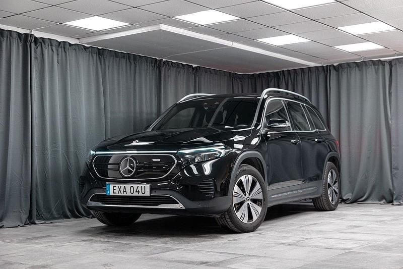 Svart Begagnad 2023 Mercedes EQB300 Progressive SUV | 379 000 kr (Superpris) - Bild 1/4