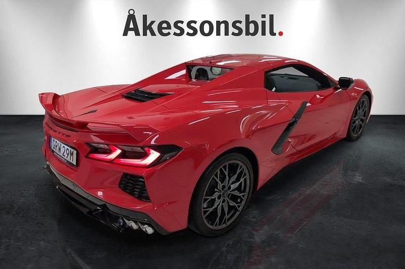 Begagnad Chevrolet Corvette Stingray 482 HK (354 kW) 2024 Röd Cab