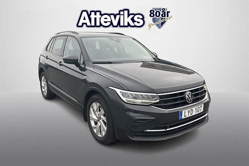 Begagnad VW Tiguan 151 HK (111 kW) 2022 Grå SUV