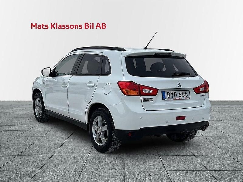 Begagnad Mitsubishi ASX Comfort Edition 117 HK (86 kW) 2015 Vit SUV
