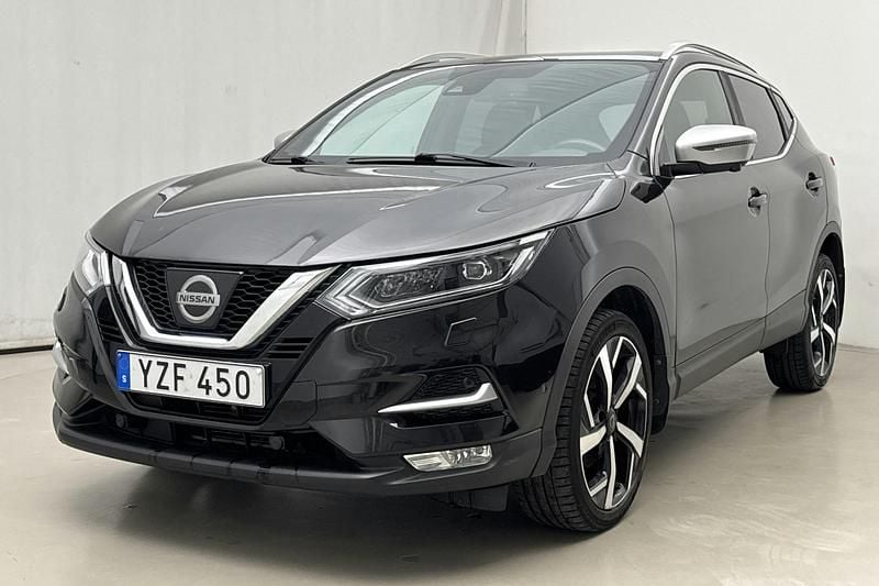 Svart Begagnad 2018 Nissan Qashqai 360º SUV | 184 900 kr (Marknadspris) - Bild 1/4