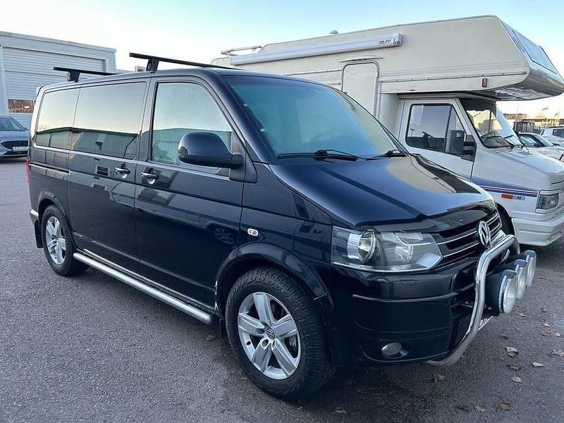 Svart Begagnad 2011 VW Multivan Comfortline Van | 159 900 kr (Lite dyr) - Bild 1/4