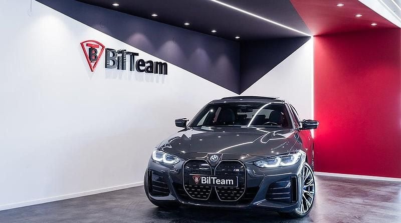 Begagnad BMW i4 M Sport 442 kW (601 HK) 2023 Grå Sedan